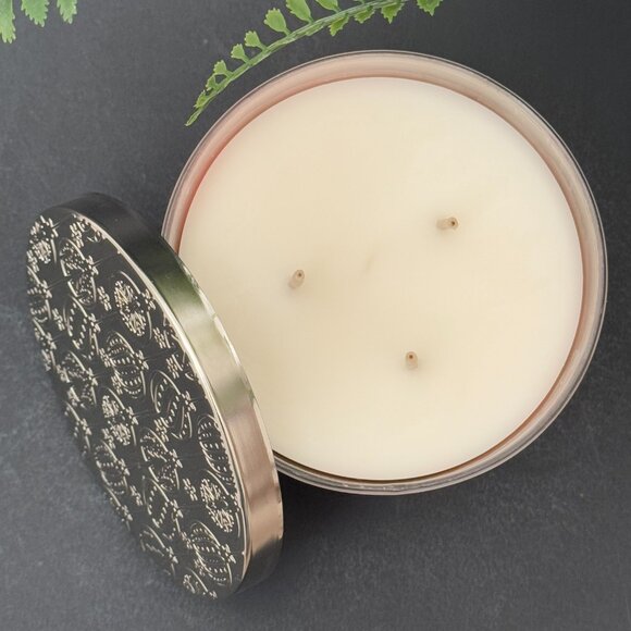 BBW Strawberry Snowflakes Bath & Body Works 3 Wick Candle - Picture 6 of 10